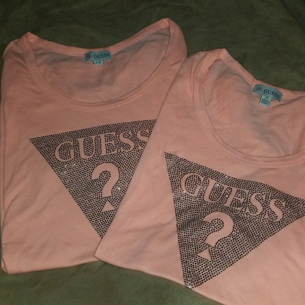 NWOT  2 GUESS tees blush big logo in crystals